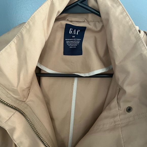 Trench Coat - Picture 3 of 4